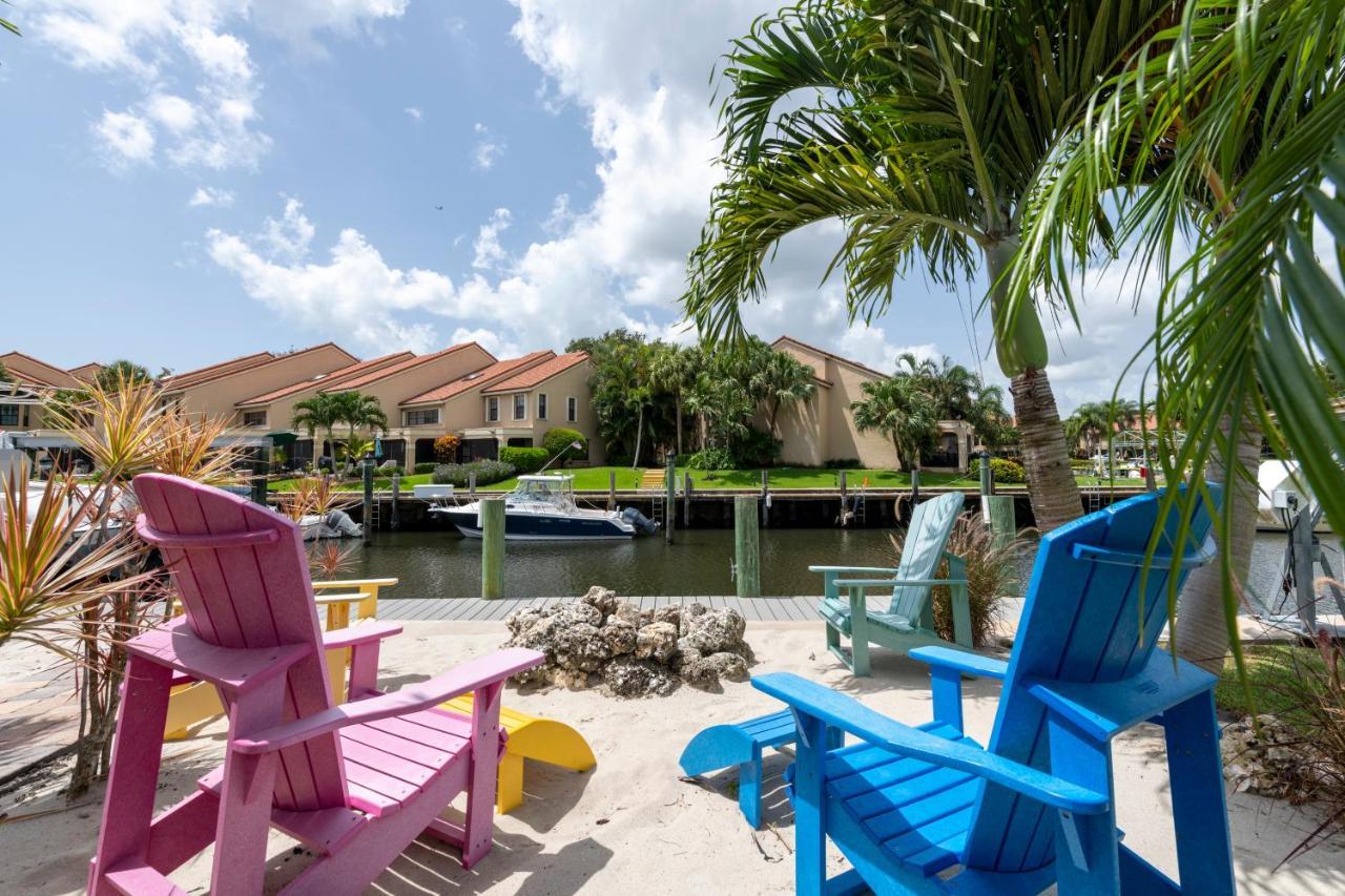 Waterfront Oasis On Private Dock, Pool, & Firepit! Villa West Palm Beach Ngoại thất bức ảnh